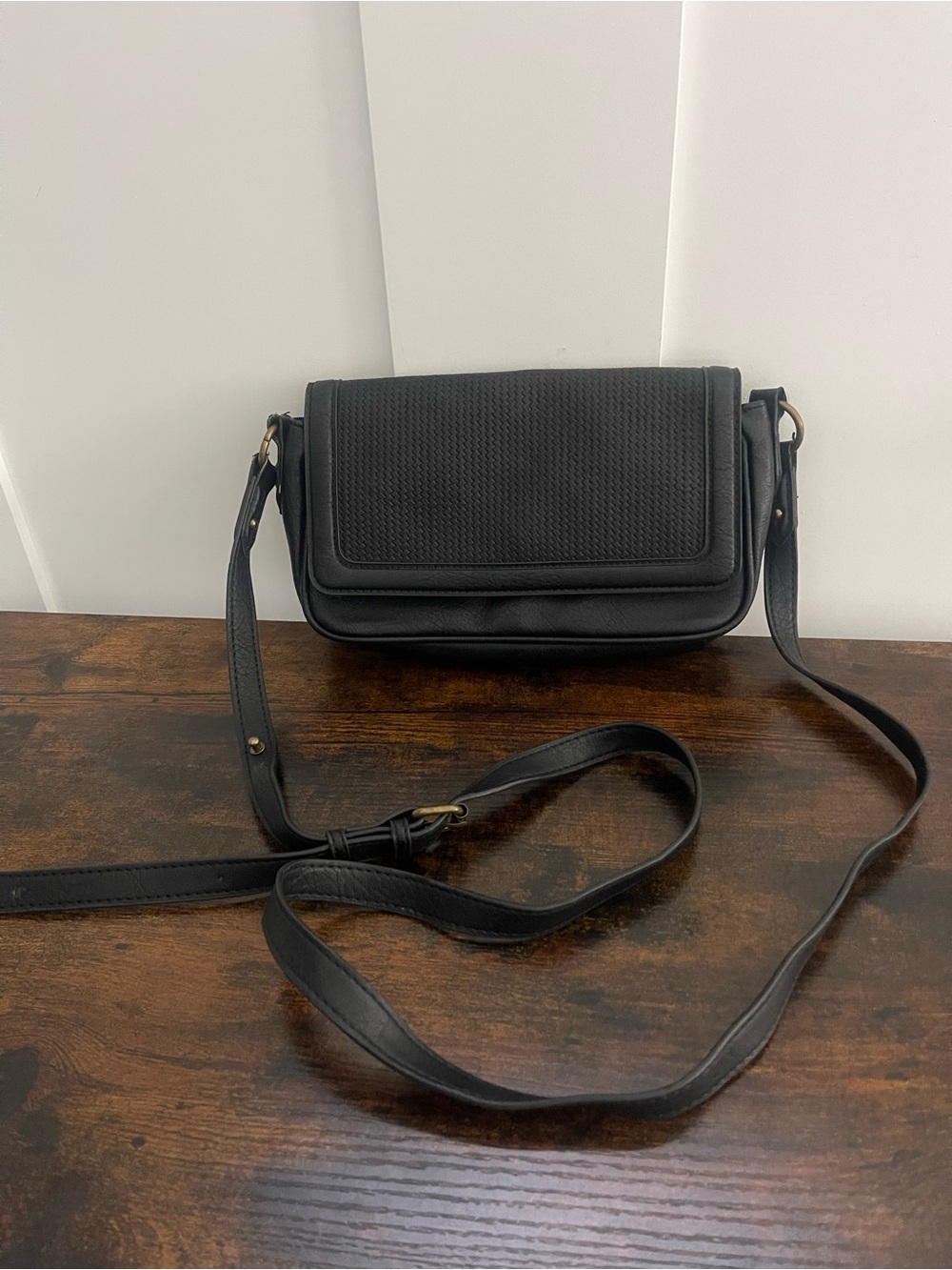 Black Crossbody Bag - Classic Everyday Shoulder Bag